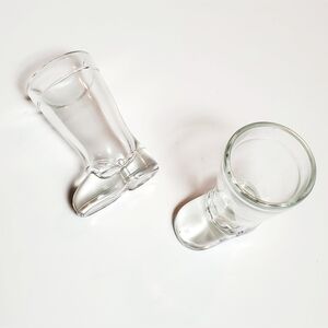 MCM Mod Dep Clear Boot Set of 2 Shot Liqueur Glasses